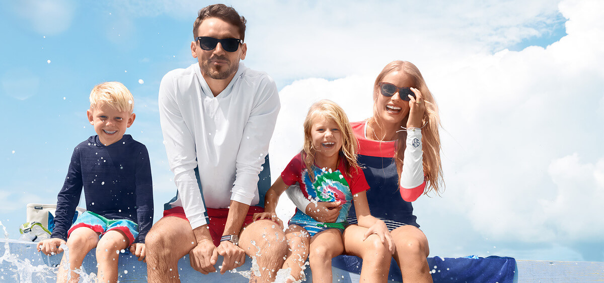 Die beliebtesten Badeanzüge für den Familienurlaub